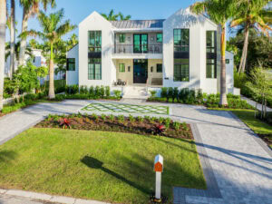 concrete pavers driveway by accurate pavers