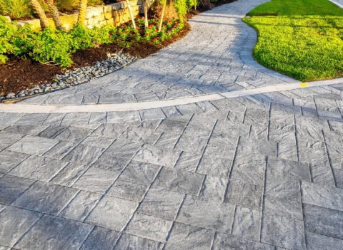 Three Piece Random Bond driveway