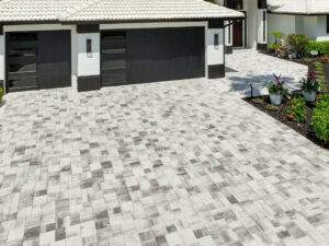 concrete pavers driveway by accurate pavers