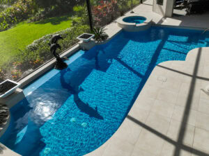 porcelain tiles pool deck