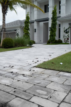 paved driveway by accurate pavers
