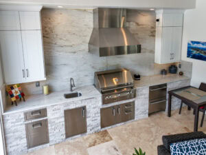 outdoor kitchen