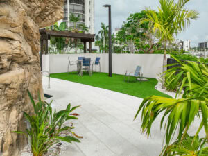 outdoor kitchen area
