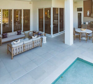 outdoor pool deck by accurate pavers