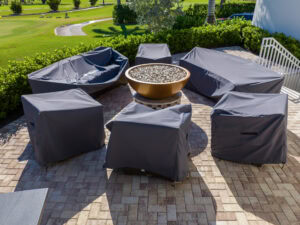 Outdoor seating around fire pit
