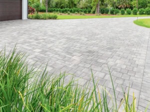 pressure wash and pavers seal service in naples florida