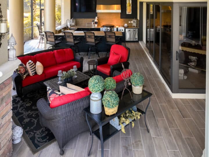 custom kitchen on pool deck