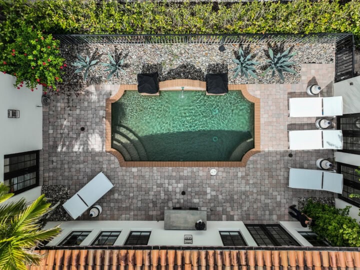 pool deck design by accurate pavers