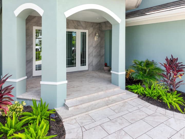 paved walkway by accurate pavers