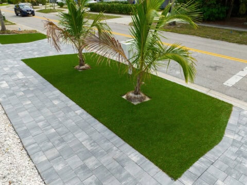 paved walkway by accurate pavers